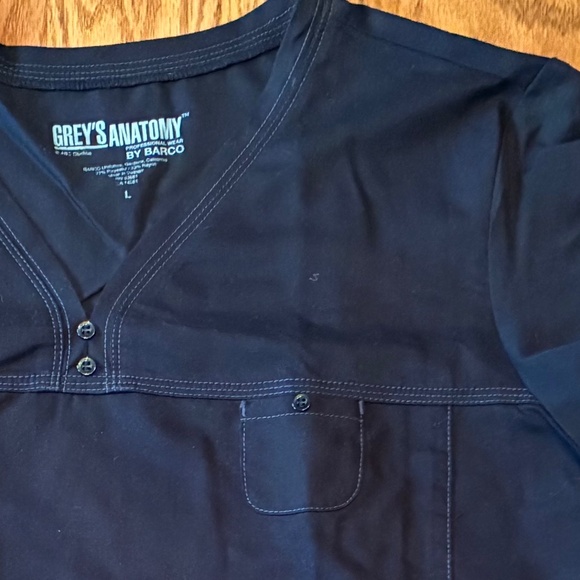 "Grey's Anatomy" scrub top, L, black - Picture 6 of 7